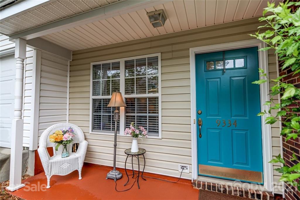 9334 Timothy Court