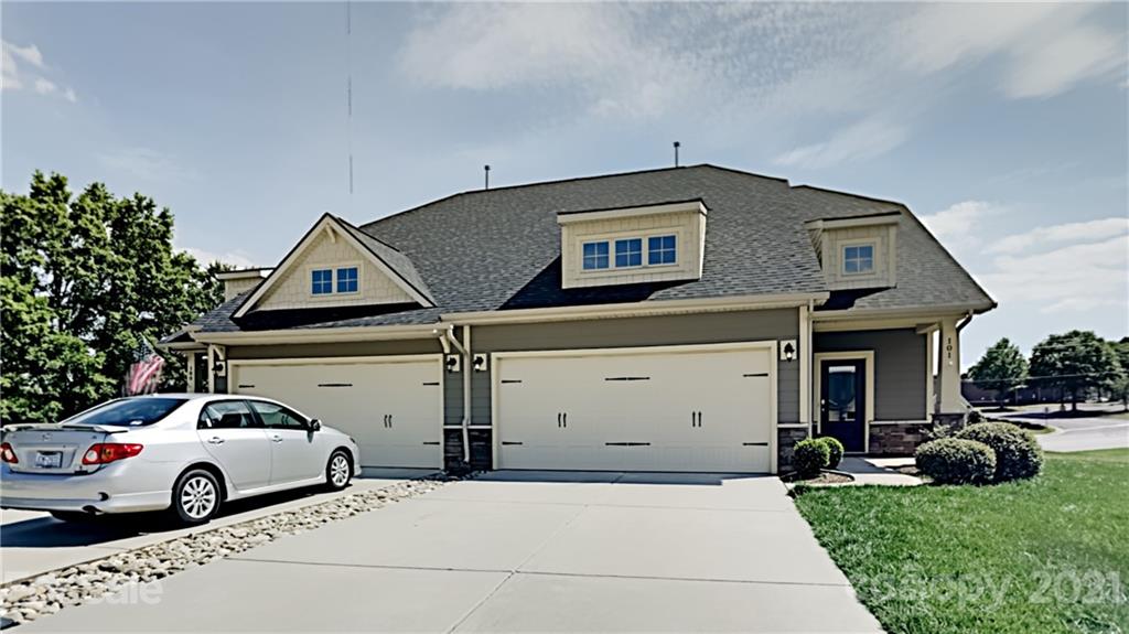 101 Boxtail Way