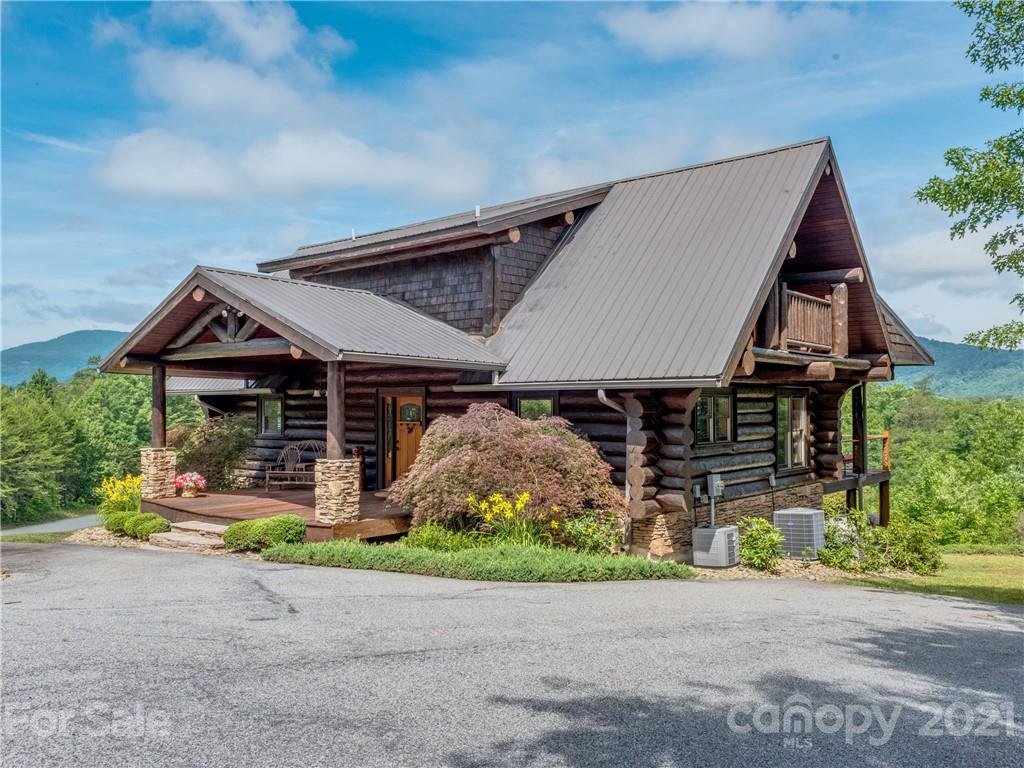 461 Peaks Drive