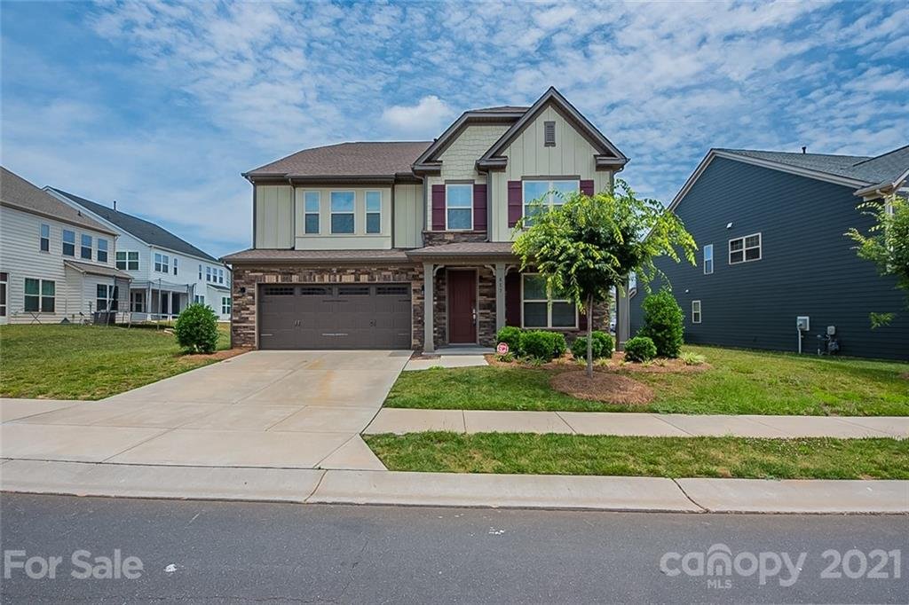 813 Pecan Tree Lane