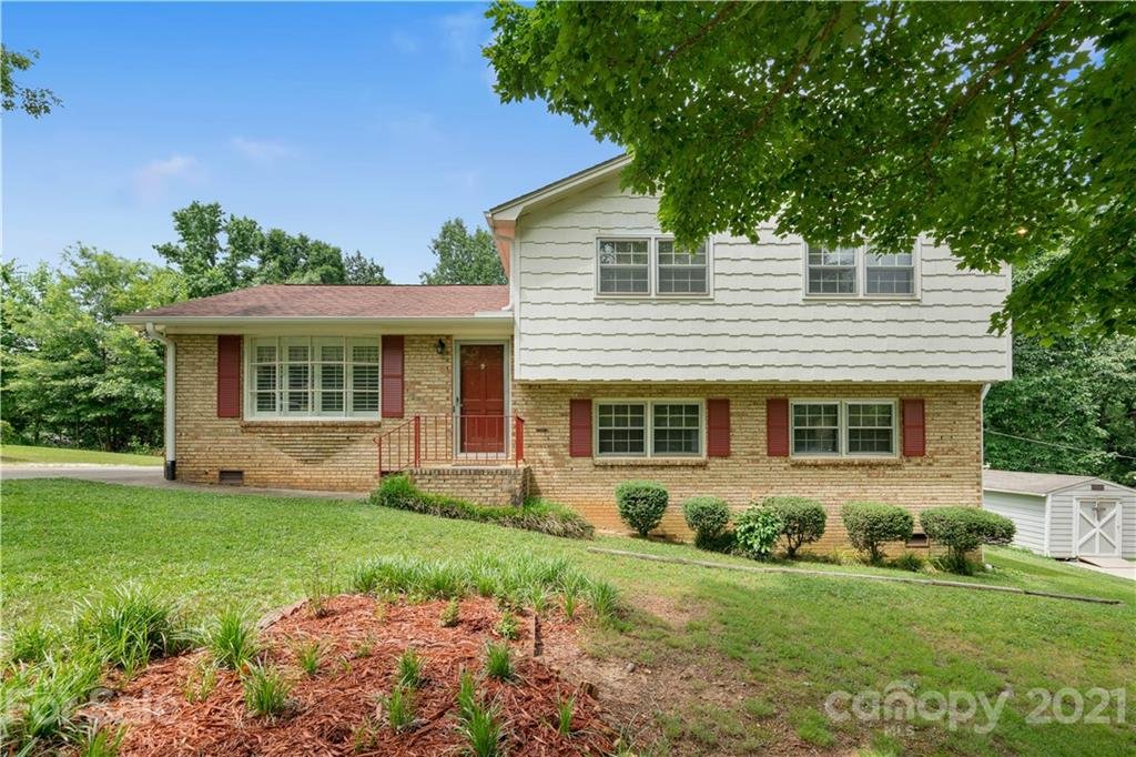 143 Redwood Lane
