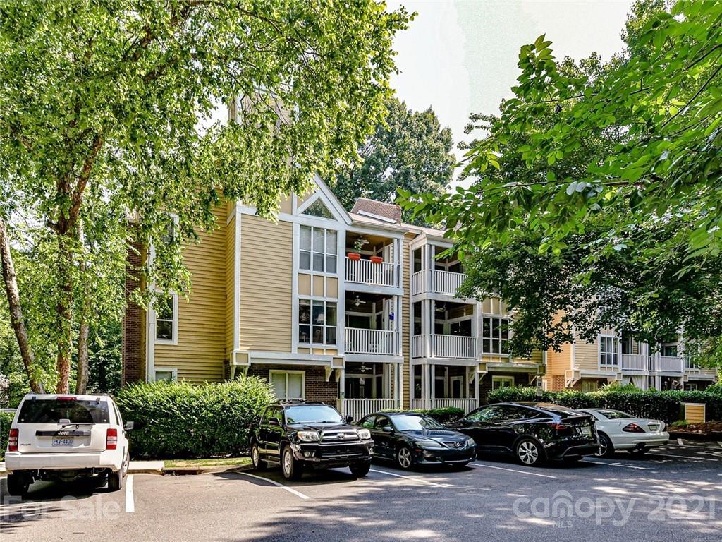 2518 Cranbrook Lane