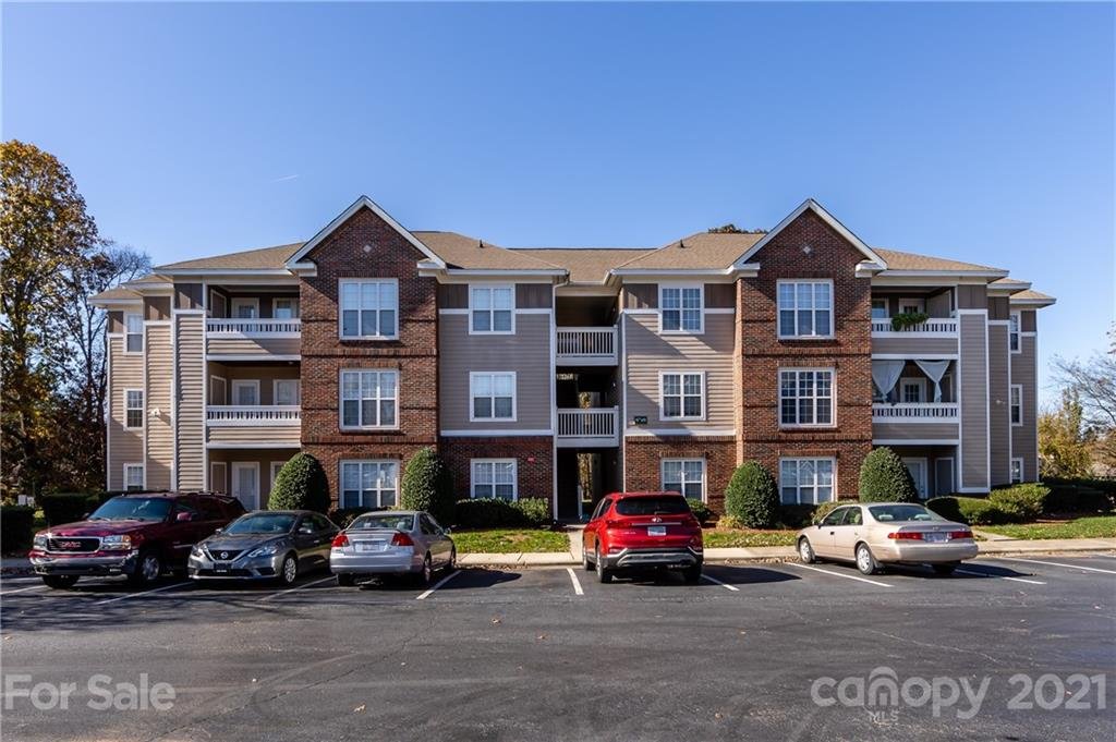 9749 Campus Walk Lane