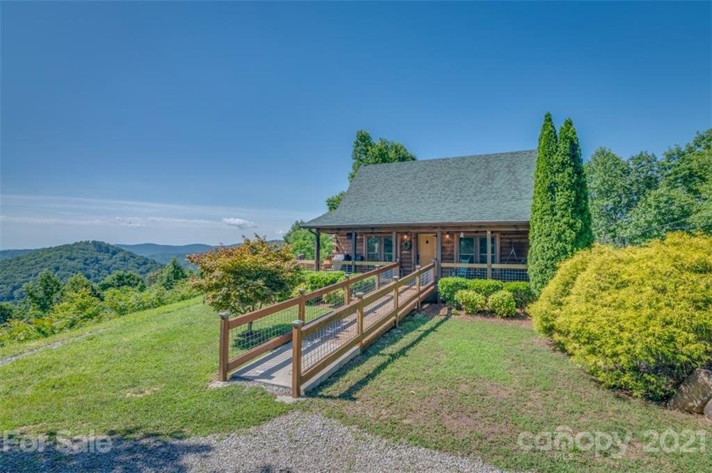918 Mountain Lookout Drive