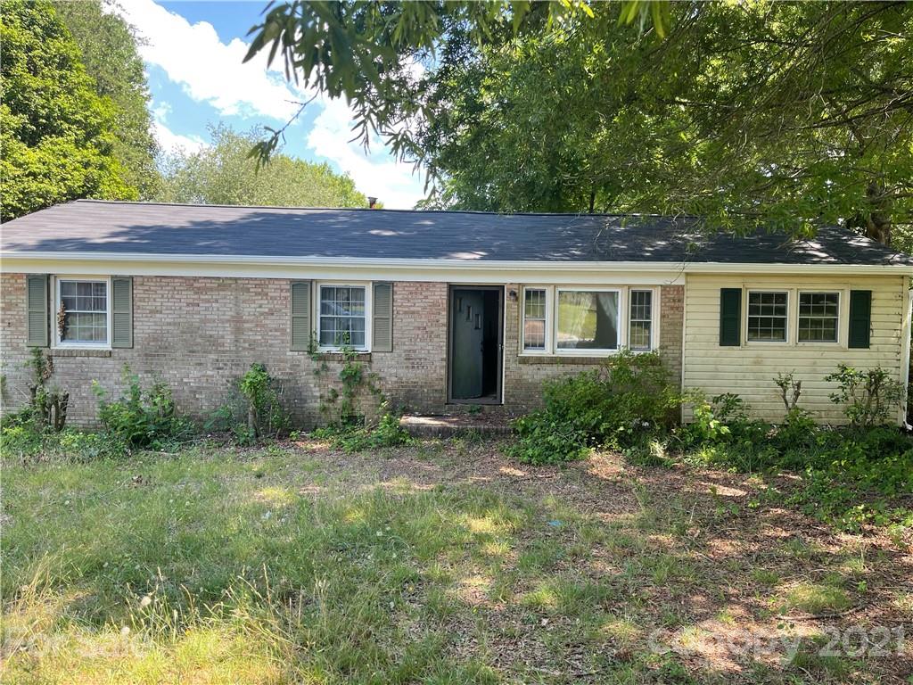 2323 Maplewood Drive