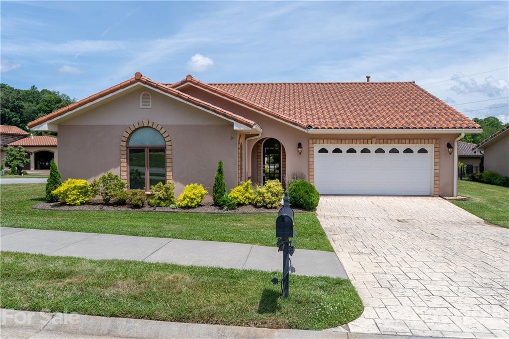 36 Pacifico Drive