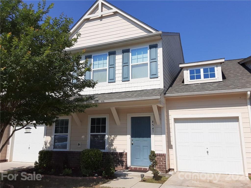 4547 Tradd Circle
