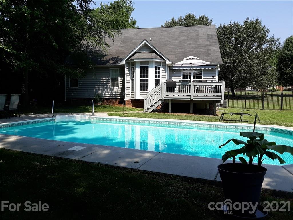 8006 Stevens Mill Road