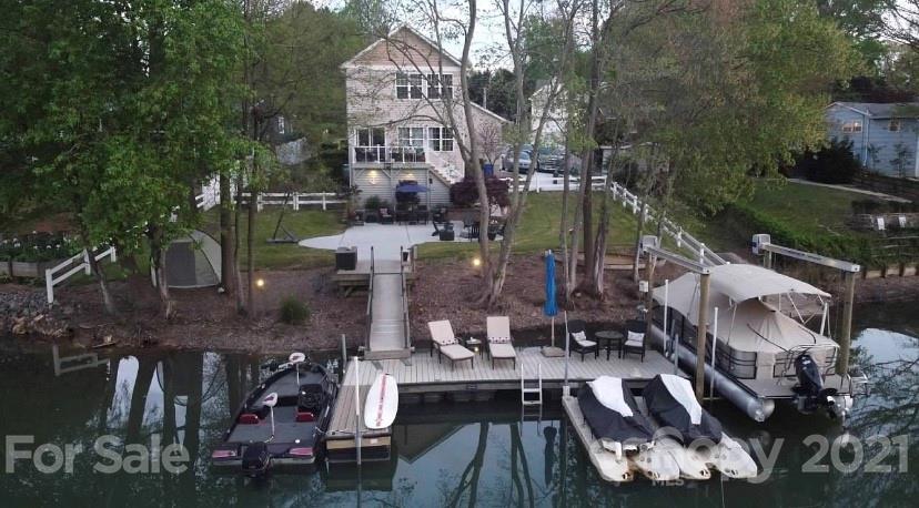136 Marina Lane