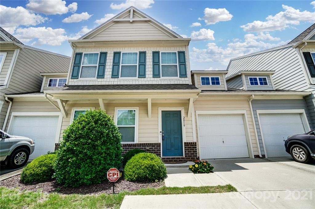 2819 Hopeton Court