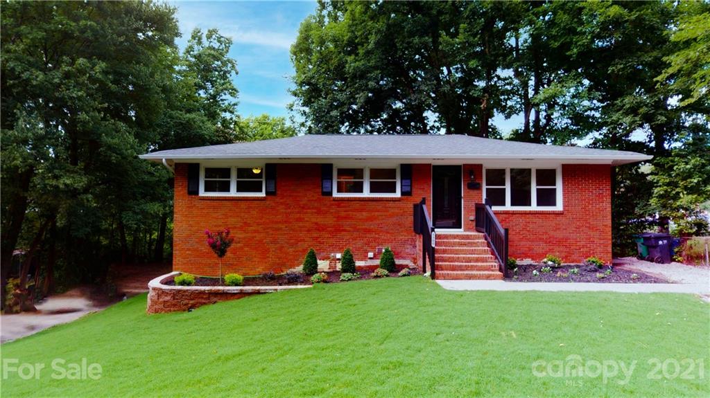 5900 Amberly Lane