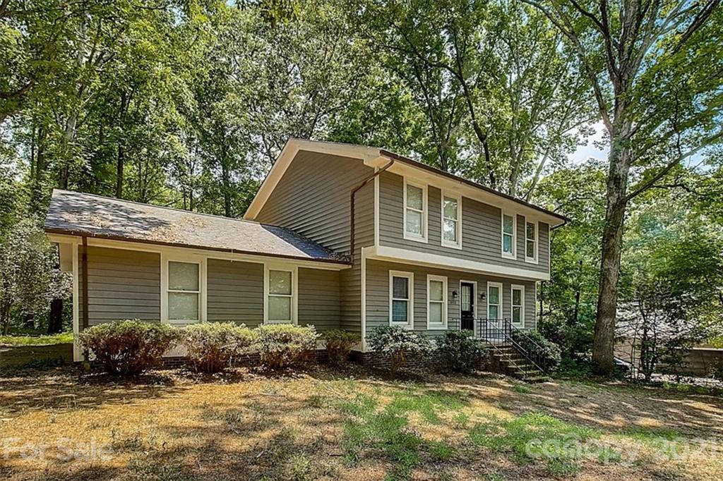 1653 Fairway Drive