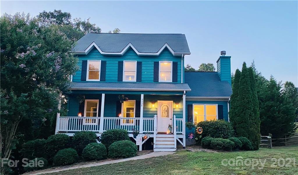 5338 Winding Oak Drive
