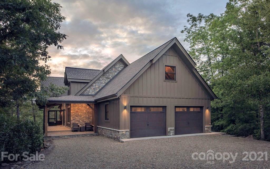 1455 Mountain Parkway