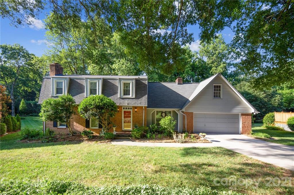 7133 Applecross Lane