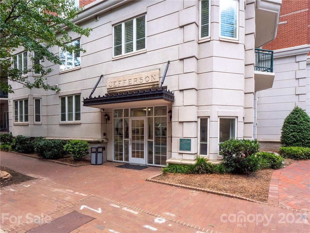 401 N Church Street 408