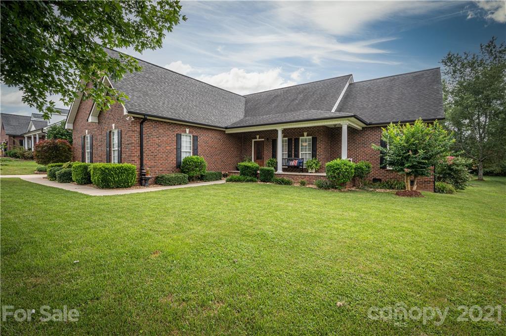 4348 Woodsbury Lane
