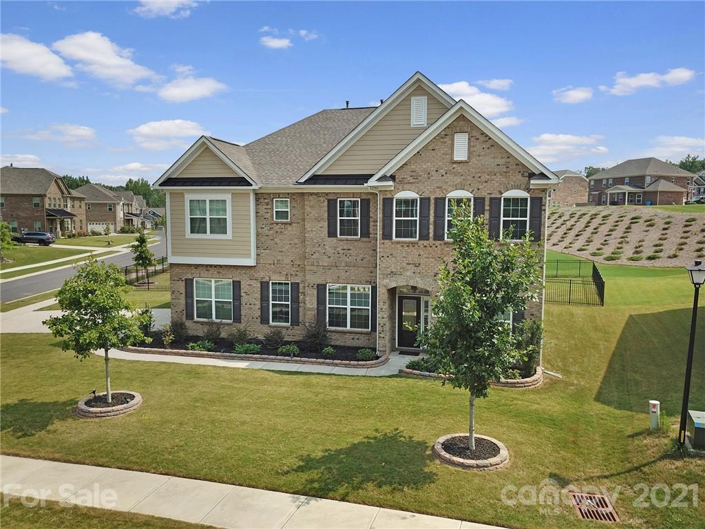 9158 Bluebell Place