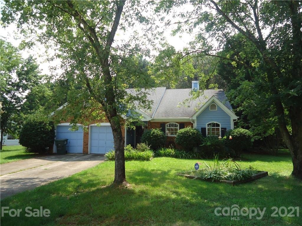 386 Queens Drive