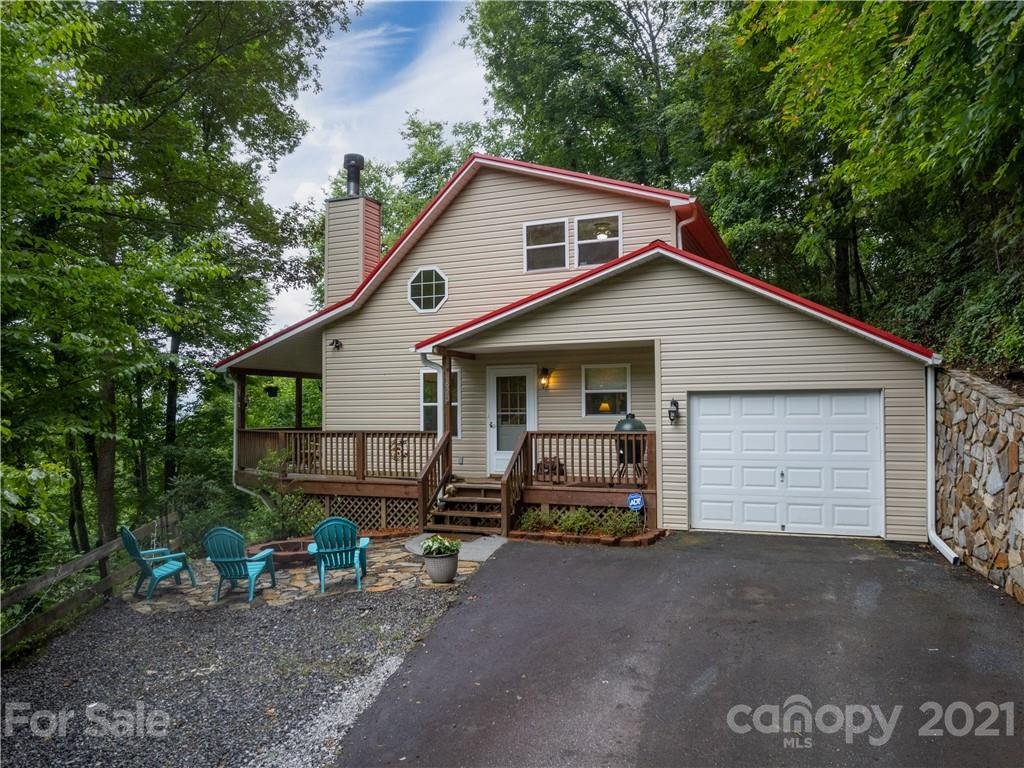 820 Creekside Drive