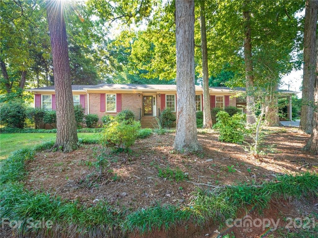 1528 Colony Road