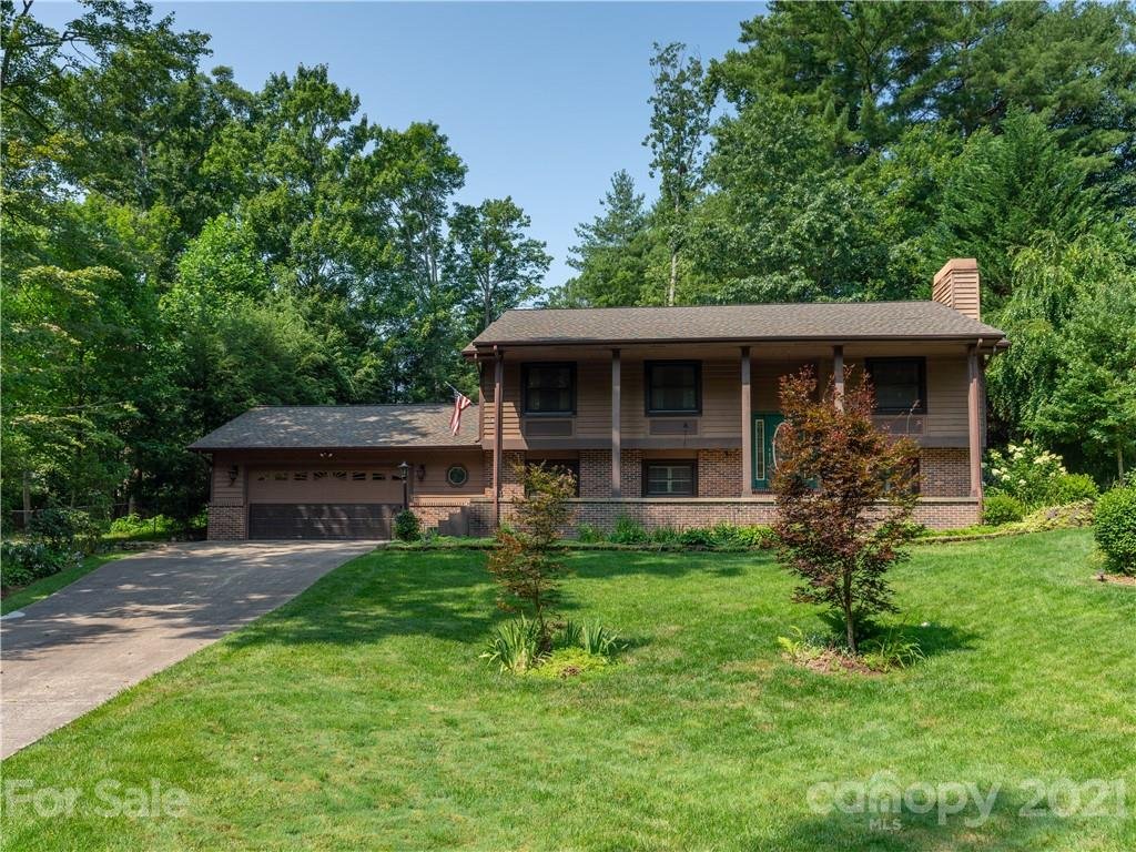 128 Scarlet Drive