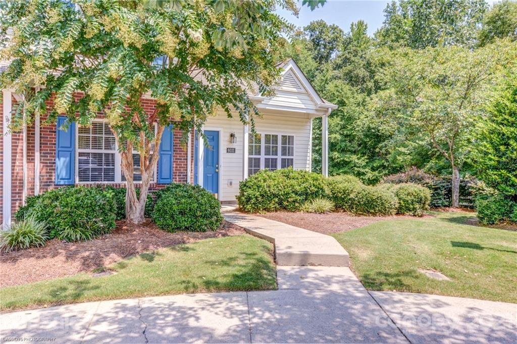 6031 Leek Court