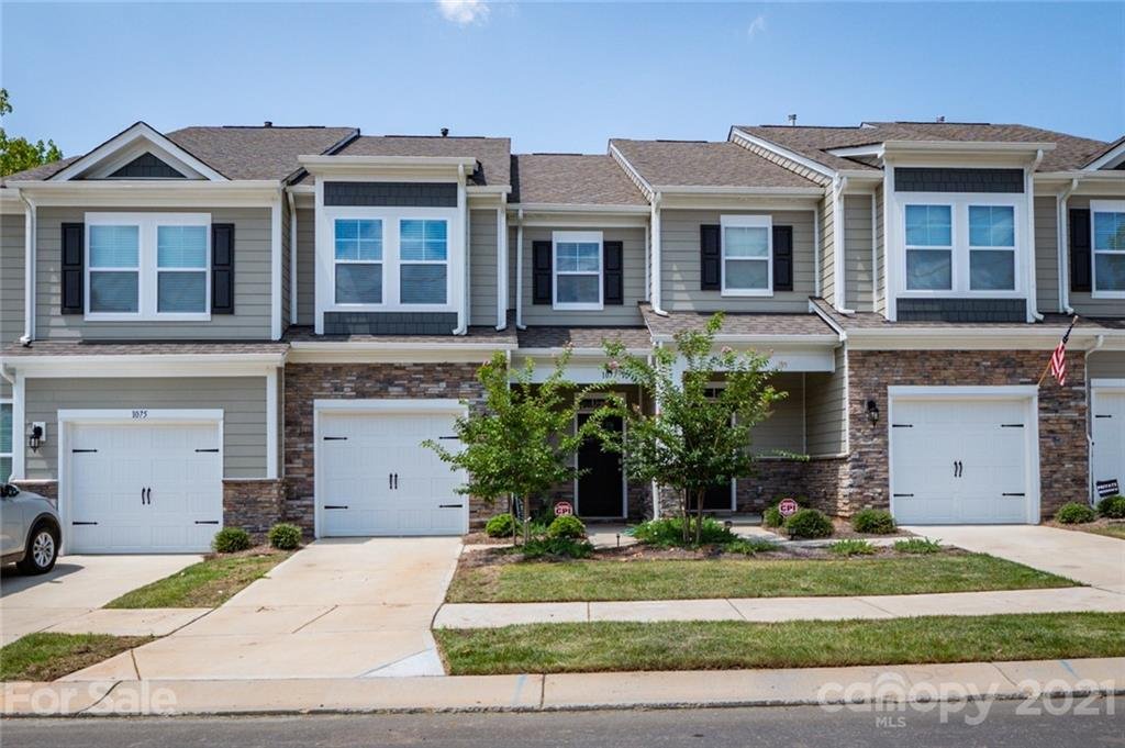 1077 Chicory Trace