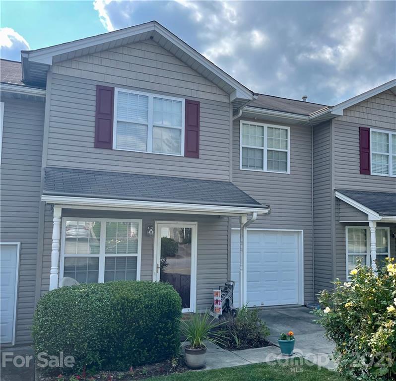 363 Wiltshire Circle