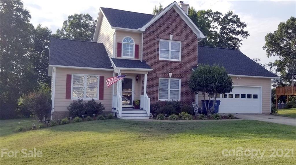 5516 Winding Oak Drive