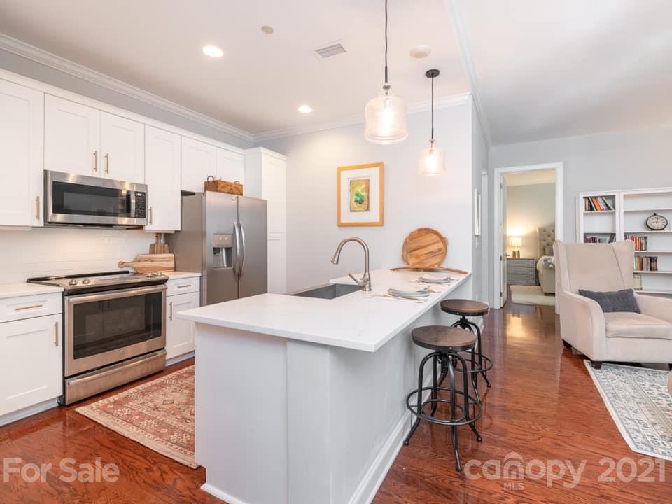 230 S Tryon Street 201