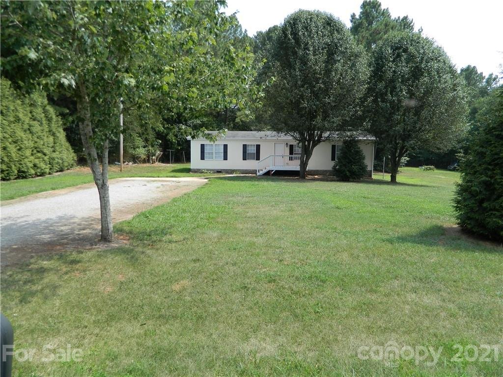 1049 Highland Bluff Court