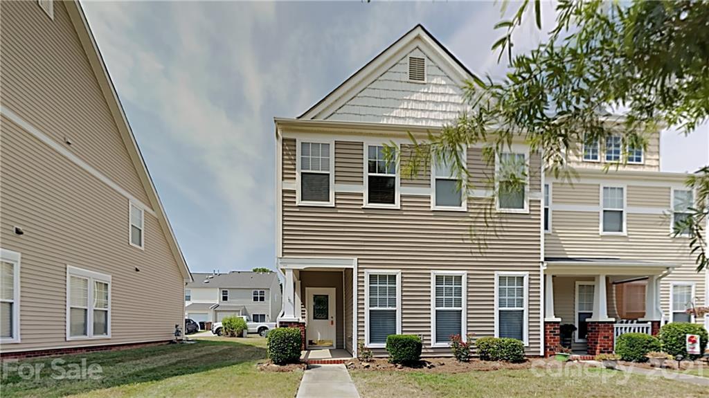 1017 Laparc Lane
