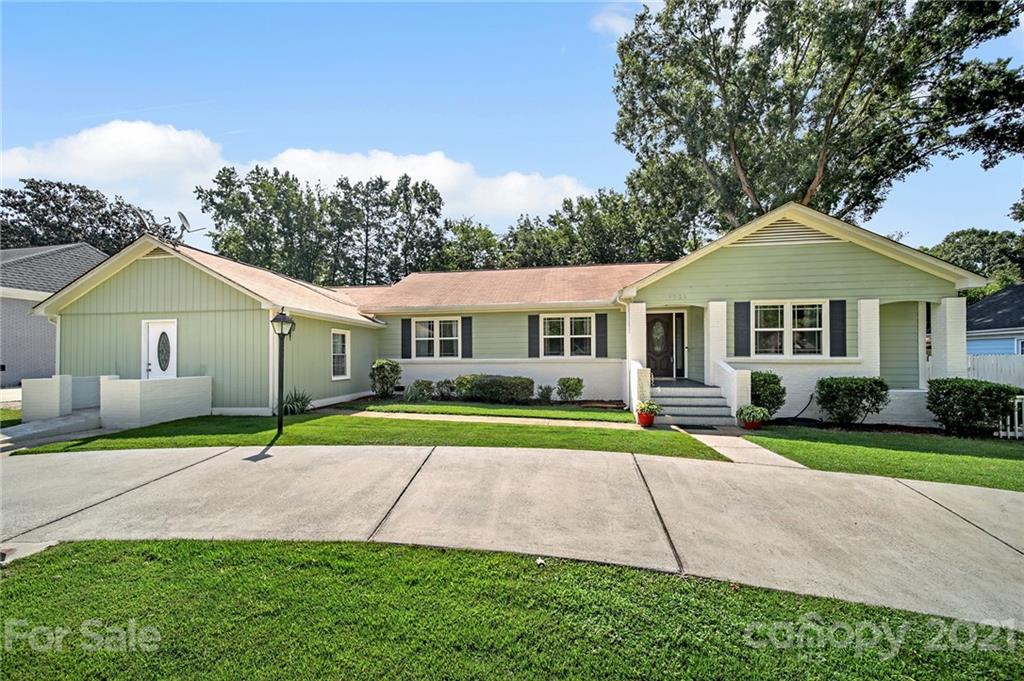 5726 Faulconbridge Road