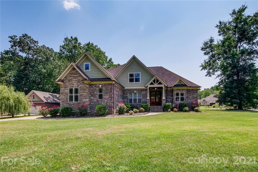 1020 Ridgeview Court