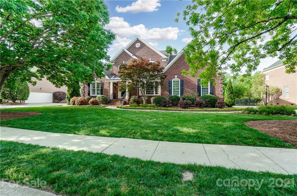 6118 Legacy Circle