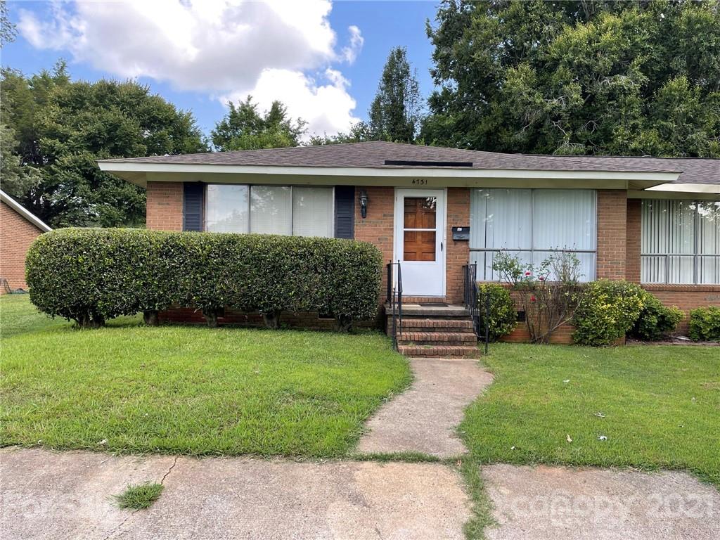 4731 Americana Avenue