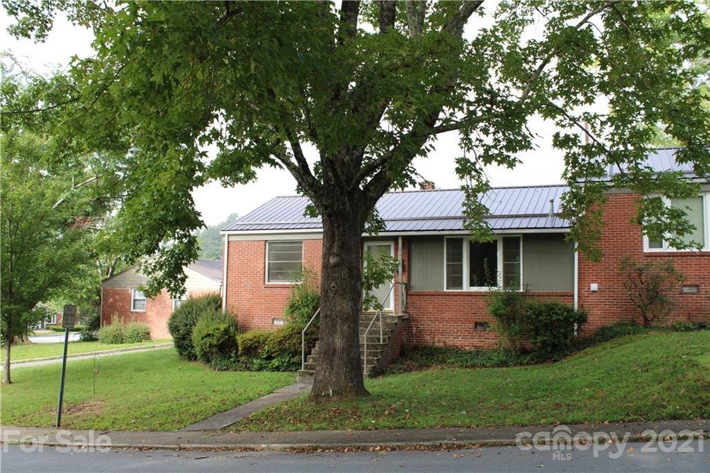 28 Trowbridge Lane