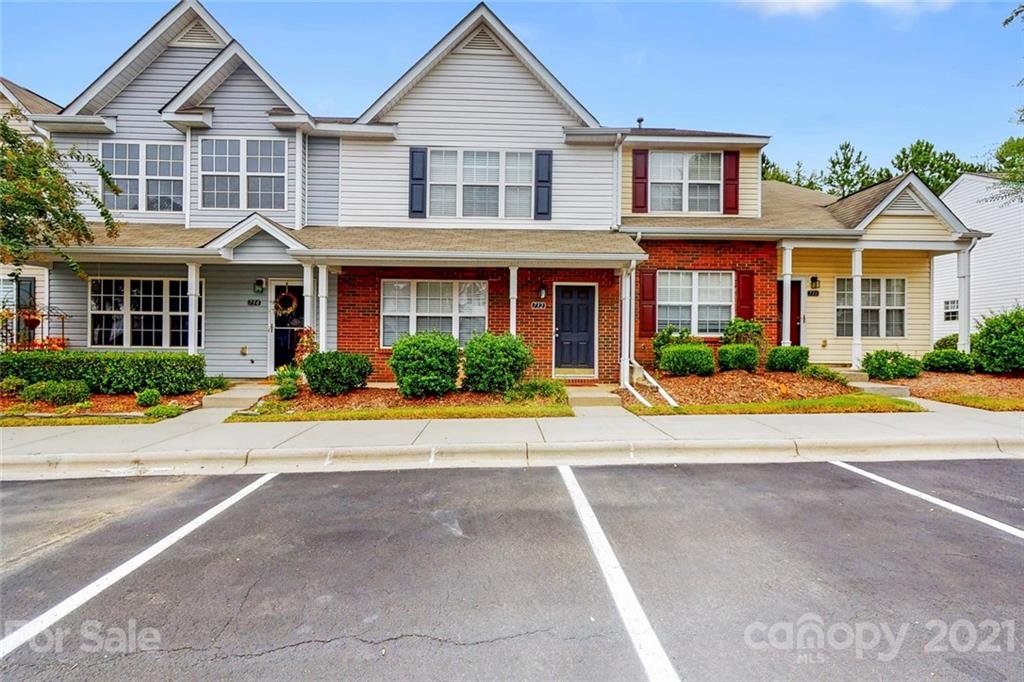732 Rock Lake Glen
