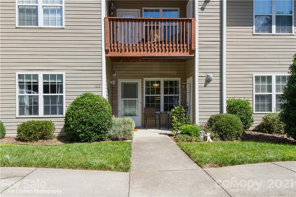 18 Commons Way 102