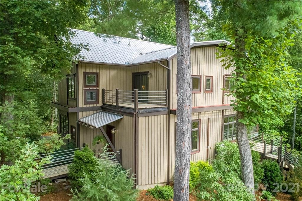 1495 Brentwood Place