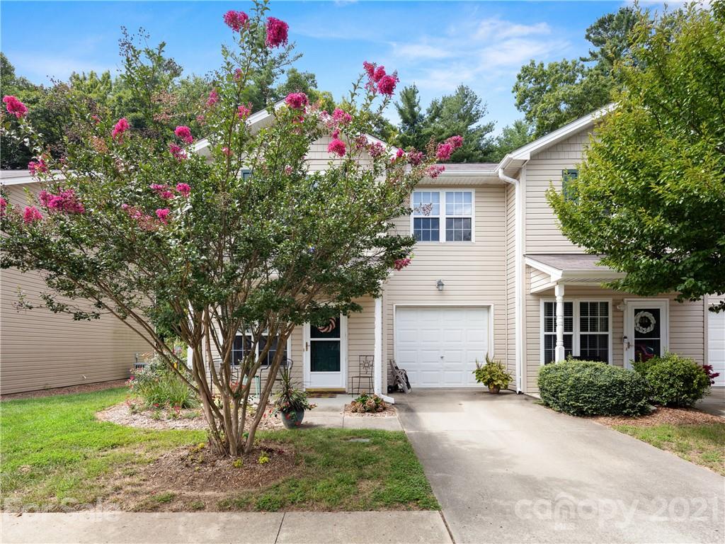 206 Farington Circle