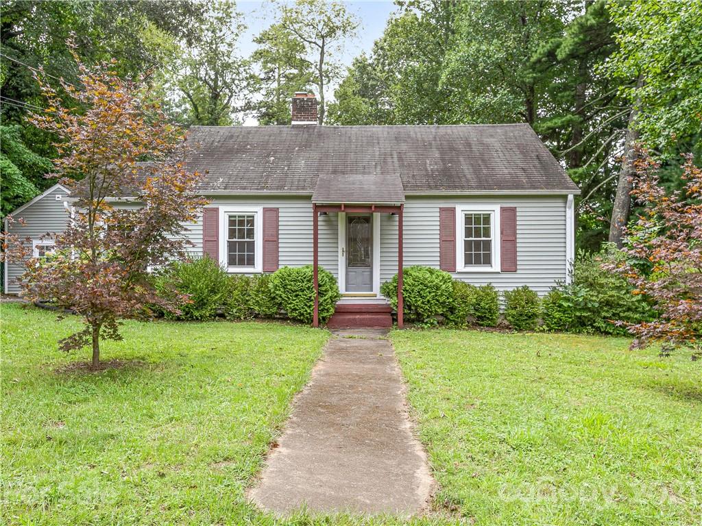 28 White Pine Drive