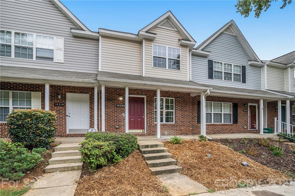 10523 Yellow Rose Lane