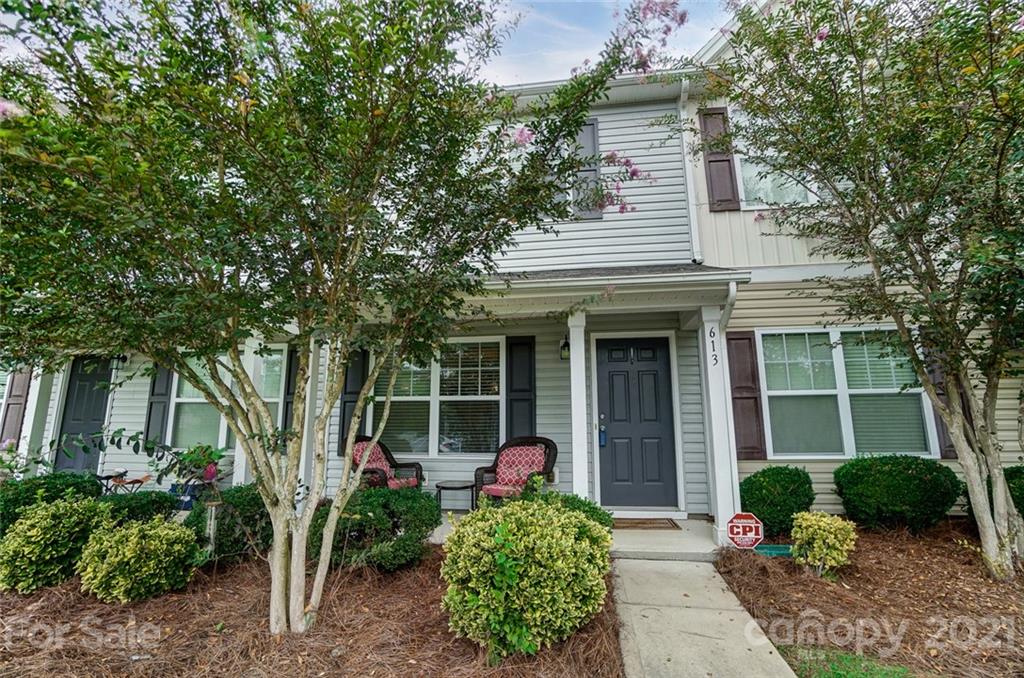 613 Cahill Lane