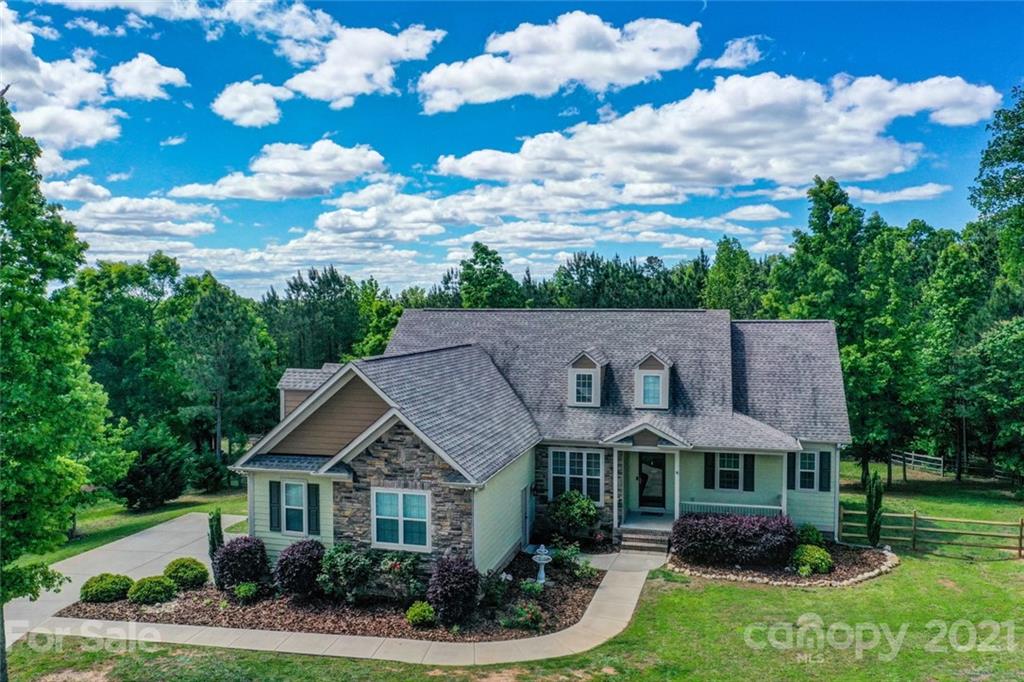 546 Deanne Drive