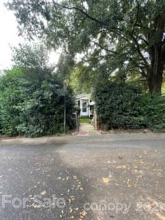 1600 Julia Maulden Place