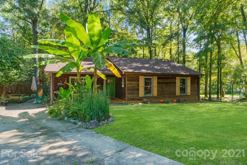 7439 Elwood Drive