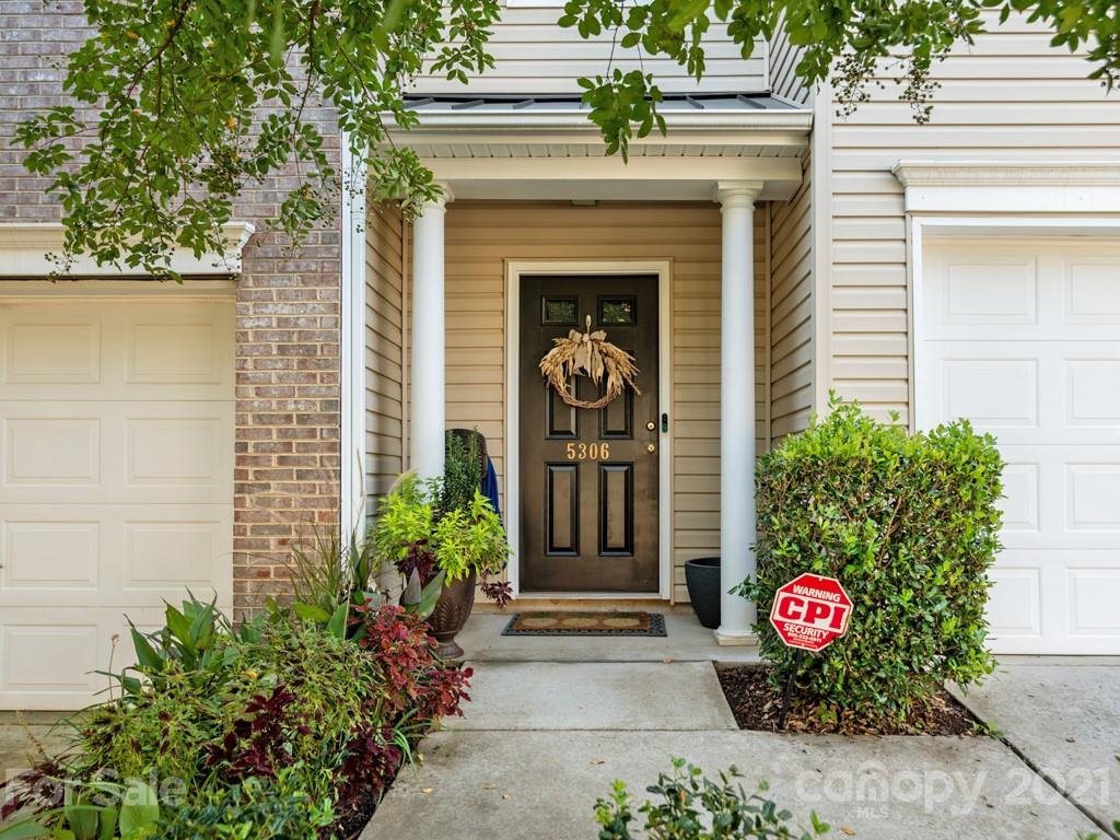 5306 Glenlea Walk Lane