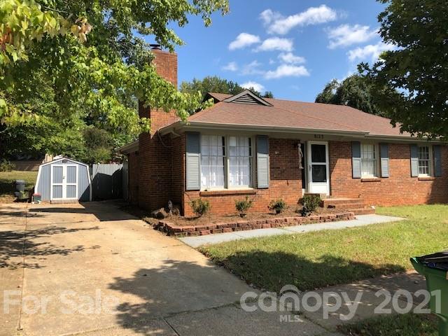 8123 Country Oaks Road 35